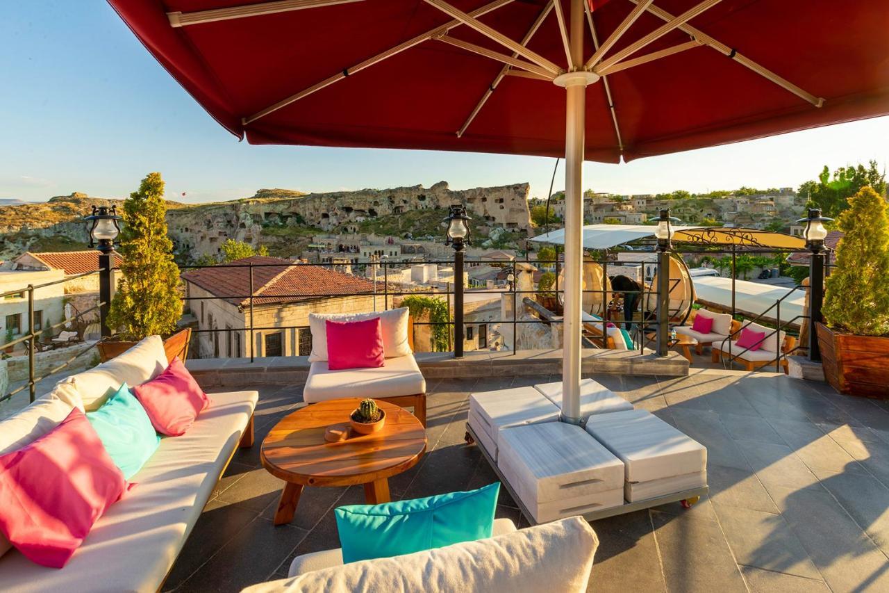 Elysion Cave Suites Юргюп Екстериор снимка