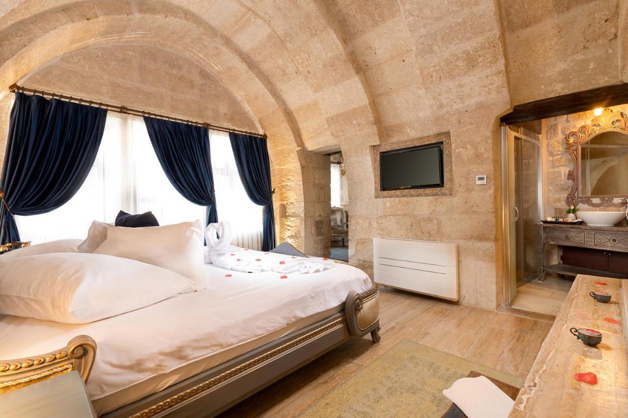 Elysion Cave Suites Юргюп Екстериор снимка