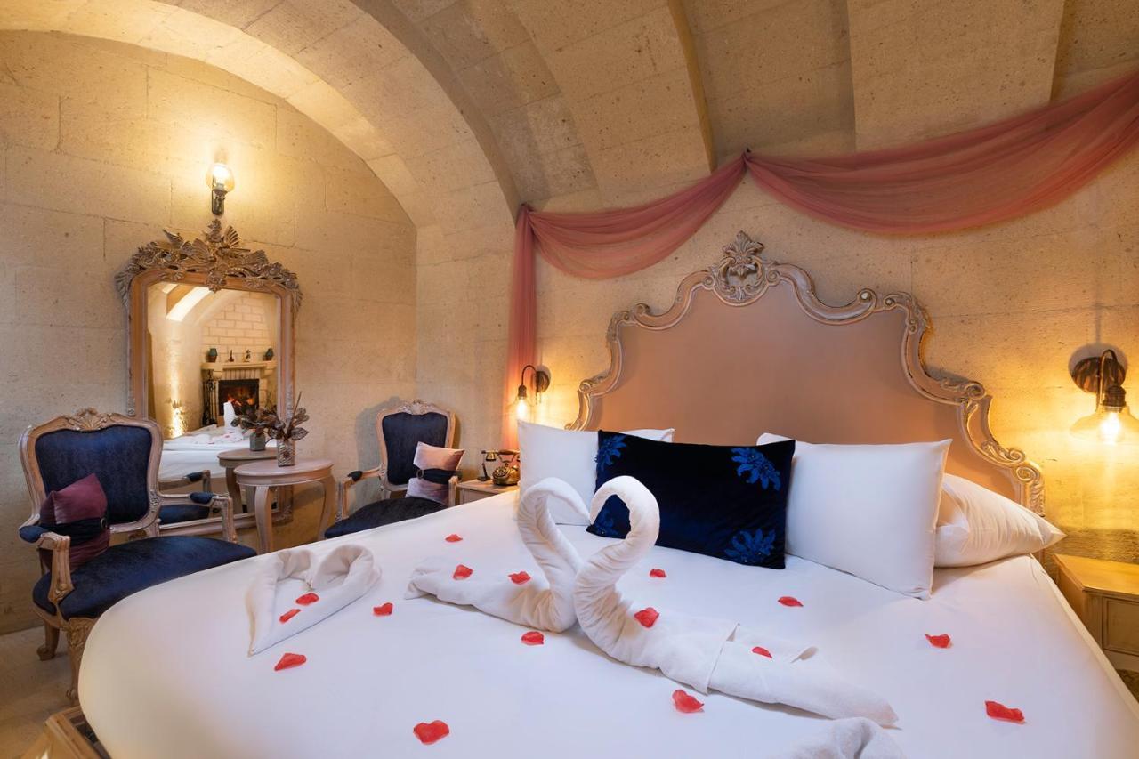 Elysion Cave Suites Юргюп Екстериор снимка