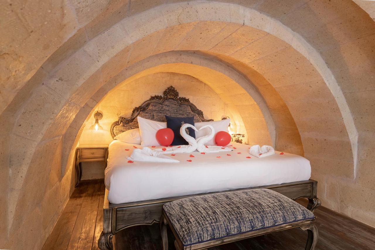 Elysion Cave Suites Юргюп Екстериор снимка