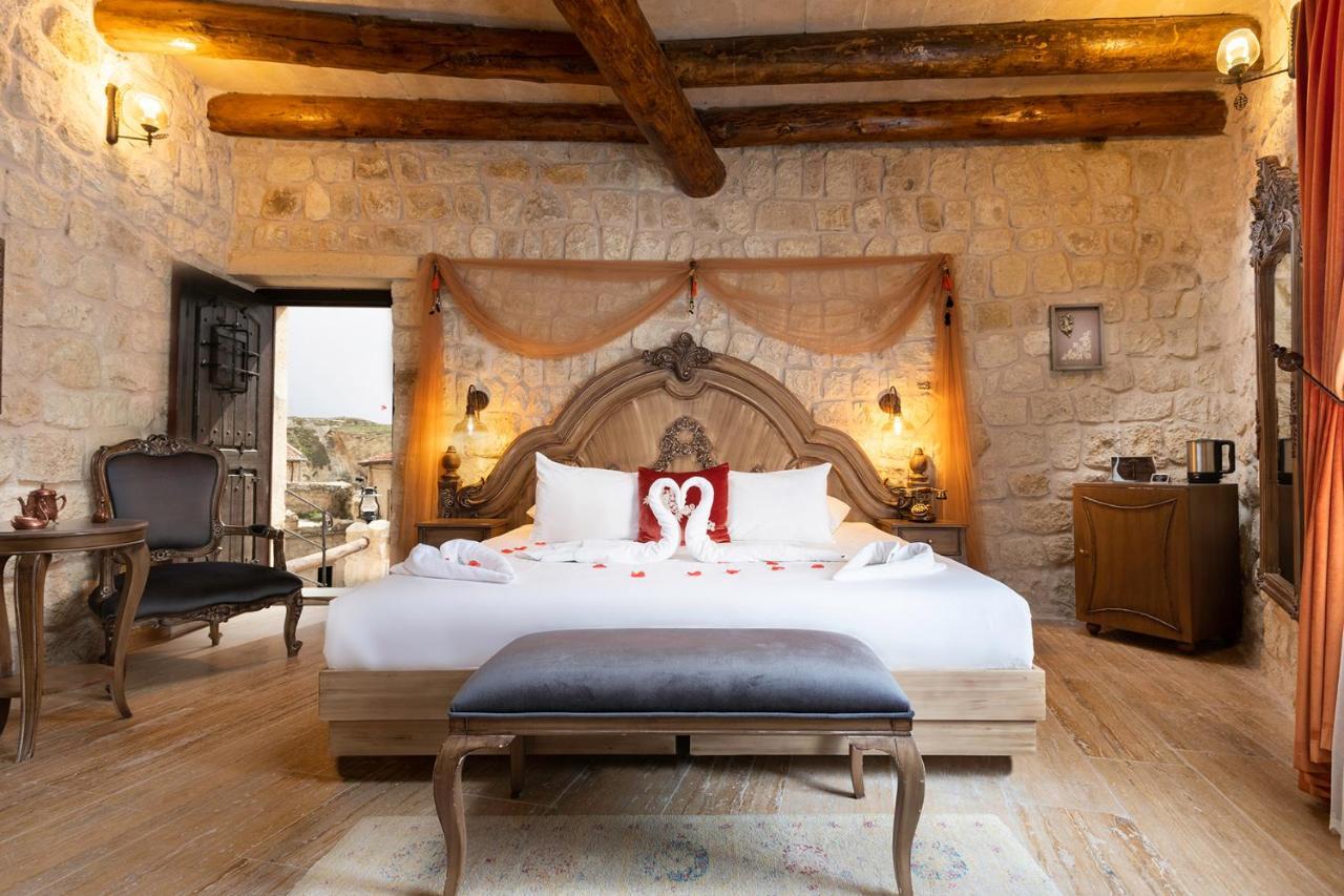 Elysion Cave Suites Юргюп Екстериор снимка