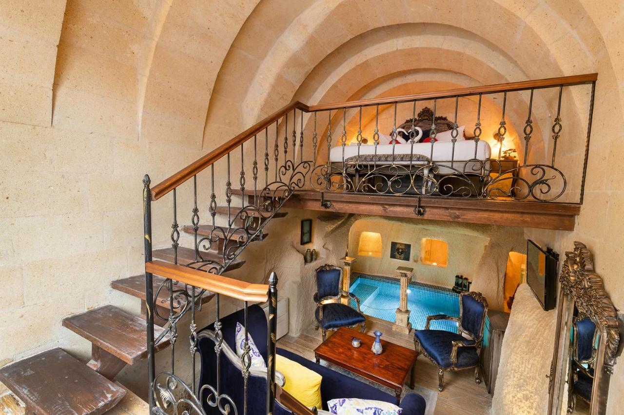 Elysion Cave Suites Юргюп Екстериор снимка