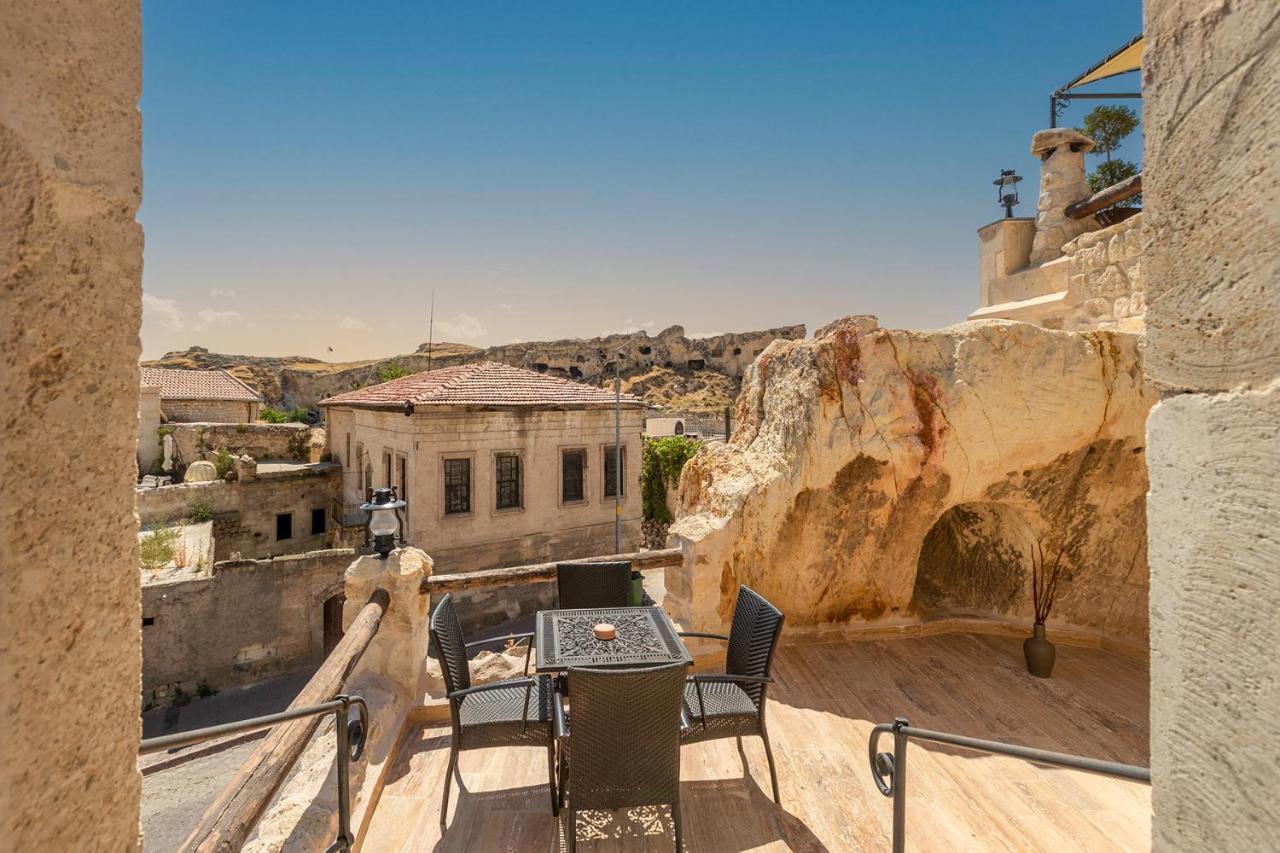 Elysion Cave Suites Юргюп Екстериор снимка