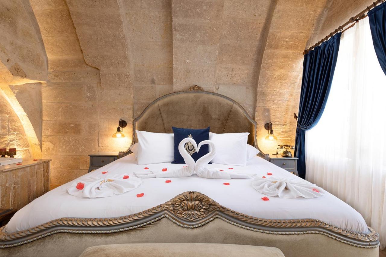 Elysion Cave Suites Юргюп Екстериор снимка